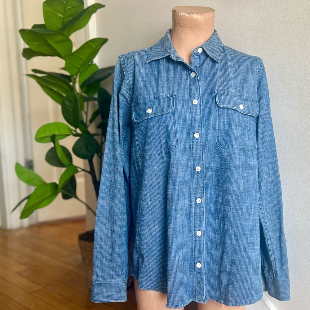 Land’s End Denim Blue Button Down Shirt Blouse Cotton Stretch - Size M